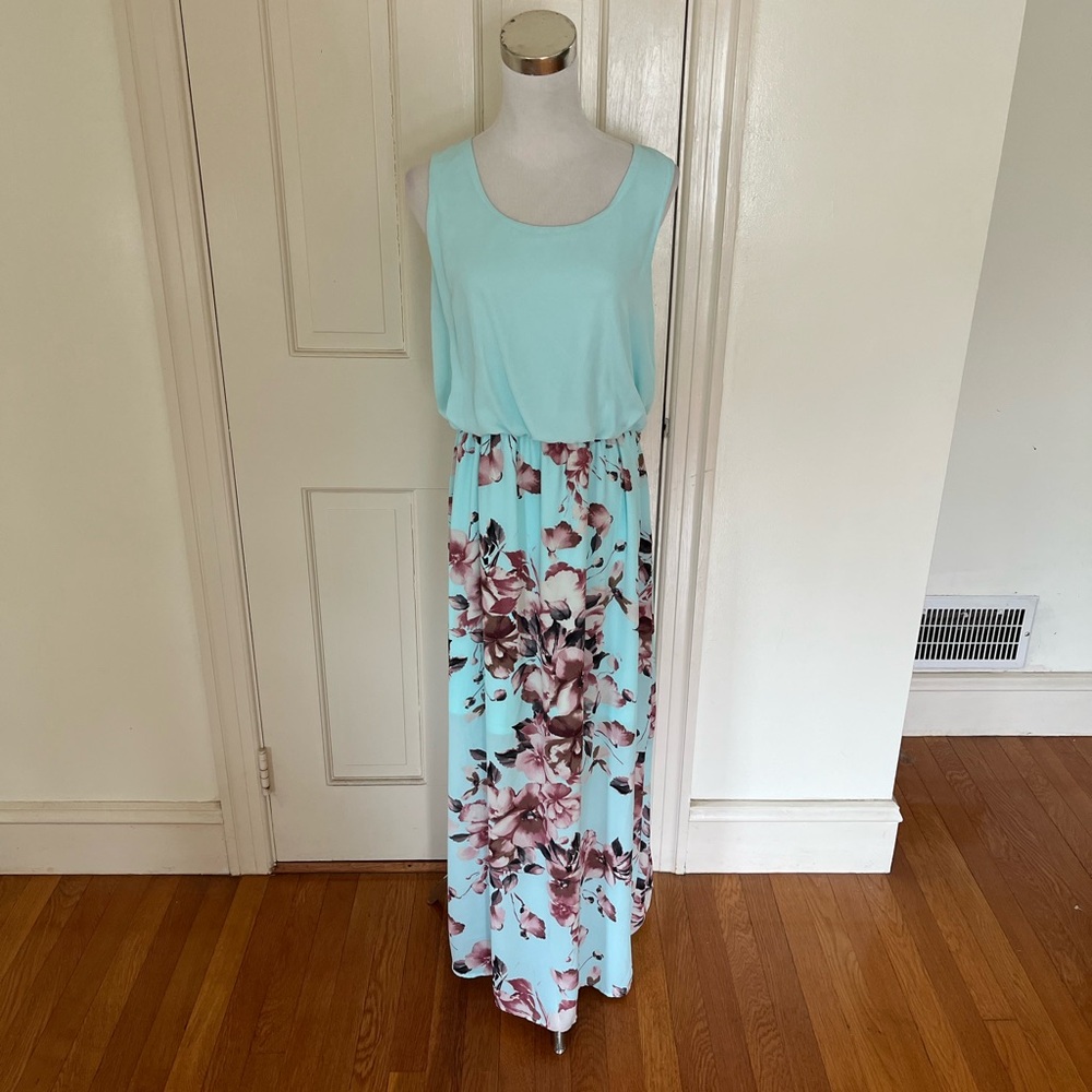 NWT MIA + Tess Misa Mint Floral Maxi Dress Size Medium